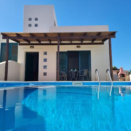 Villa Con Piscina Cerca De Las Dunas De Corralejo Luaran gambar