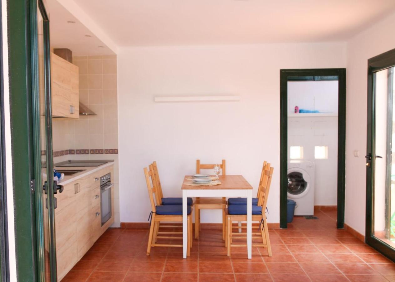 Villa Con Piscina Cerca De Las Dunas De Corralejo Luaran gambar